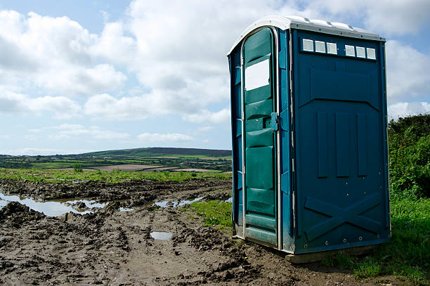 Best ADA-Compliant Portable Toilet Rental  in Red Oaks Mill, NY